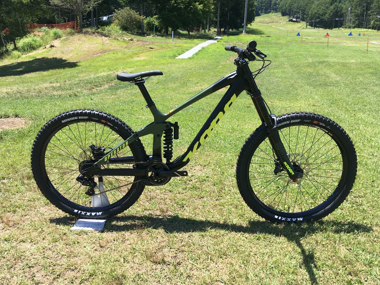 New DH bike coming! – MTBプロショップ BACKYARD GARAGE HOUSE