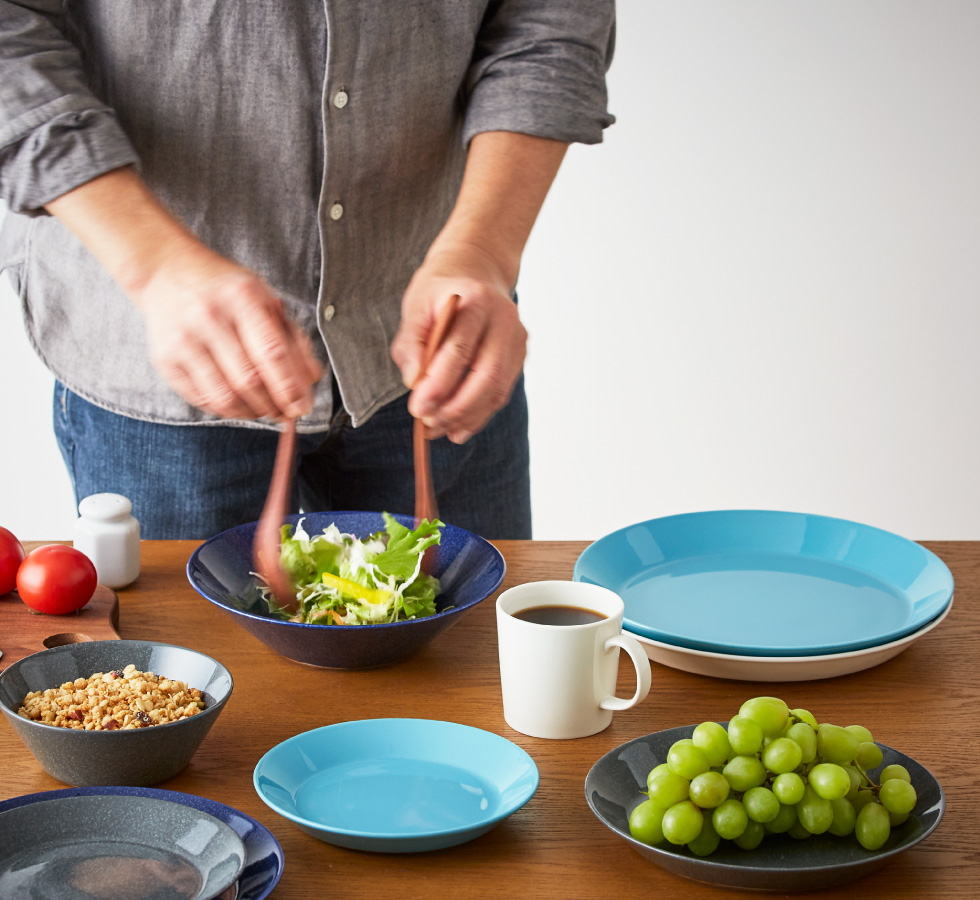 イッタラ iittala ティーマ プレート 26cm ホワイト｜ギフト、贈り物
