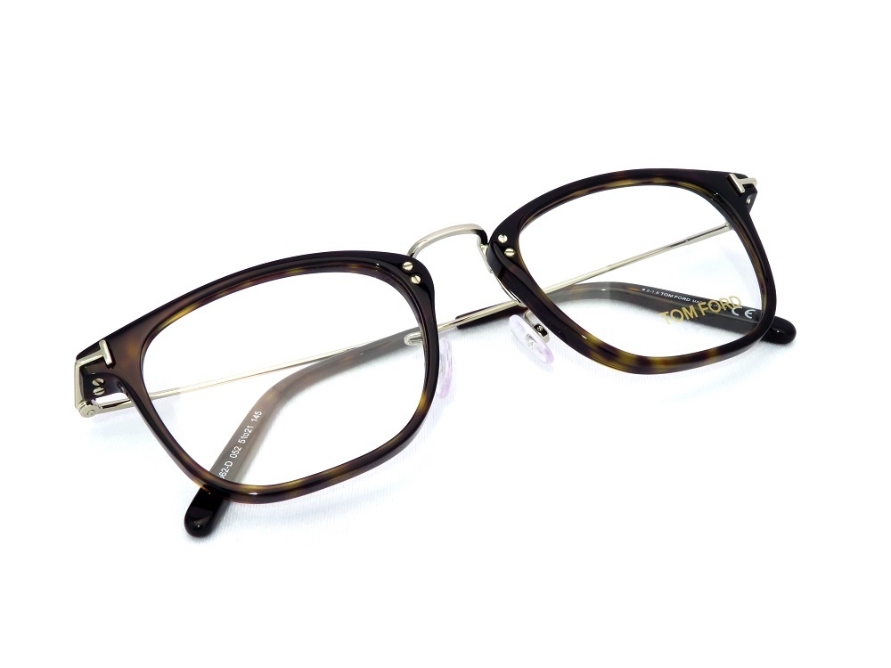トムフォード TOM FORD メガネ TF5562-D 052