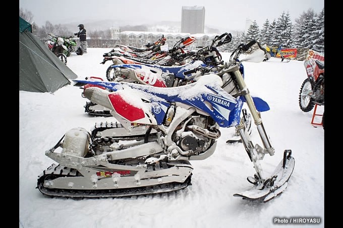 YAMAHA スノーバイク 6歳以上対応