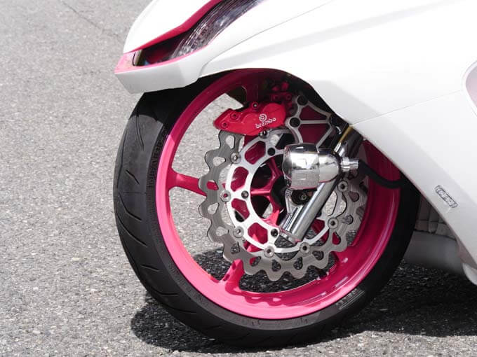 フロント17インチがマグザムカスタムの新定番に プロが造るカスタム