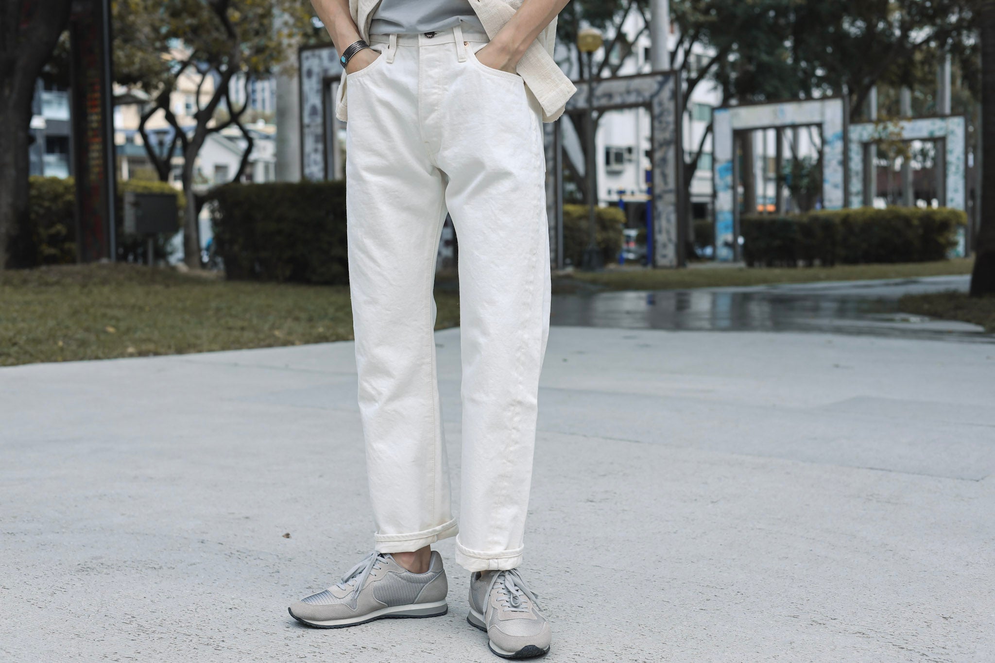 RESOLUTE】AA710 Ecru White Slim Straight Jeans – Blue Beach Denim