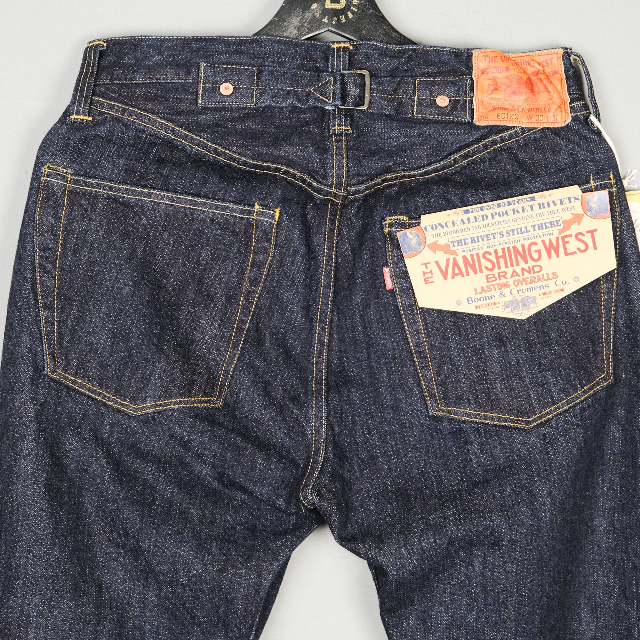 Freewheelers Lot 601XX Denim 1942 – BROGUE