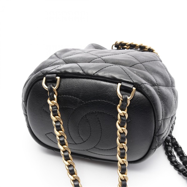 シャネル(CHANEL)シャネル マトラッセ ココマーク リュックサック