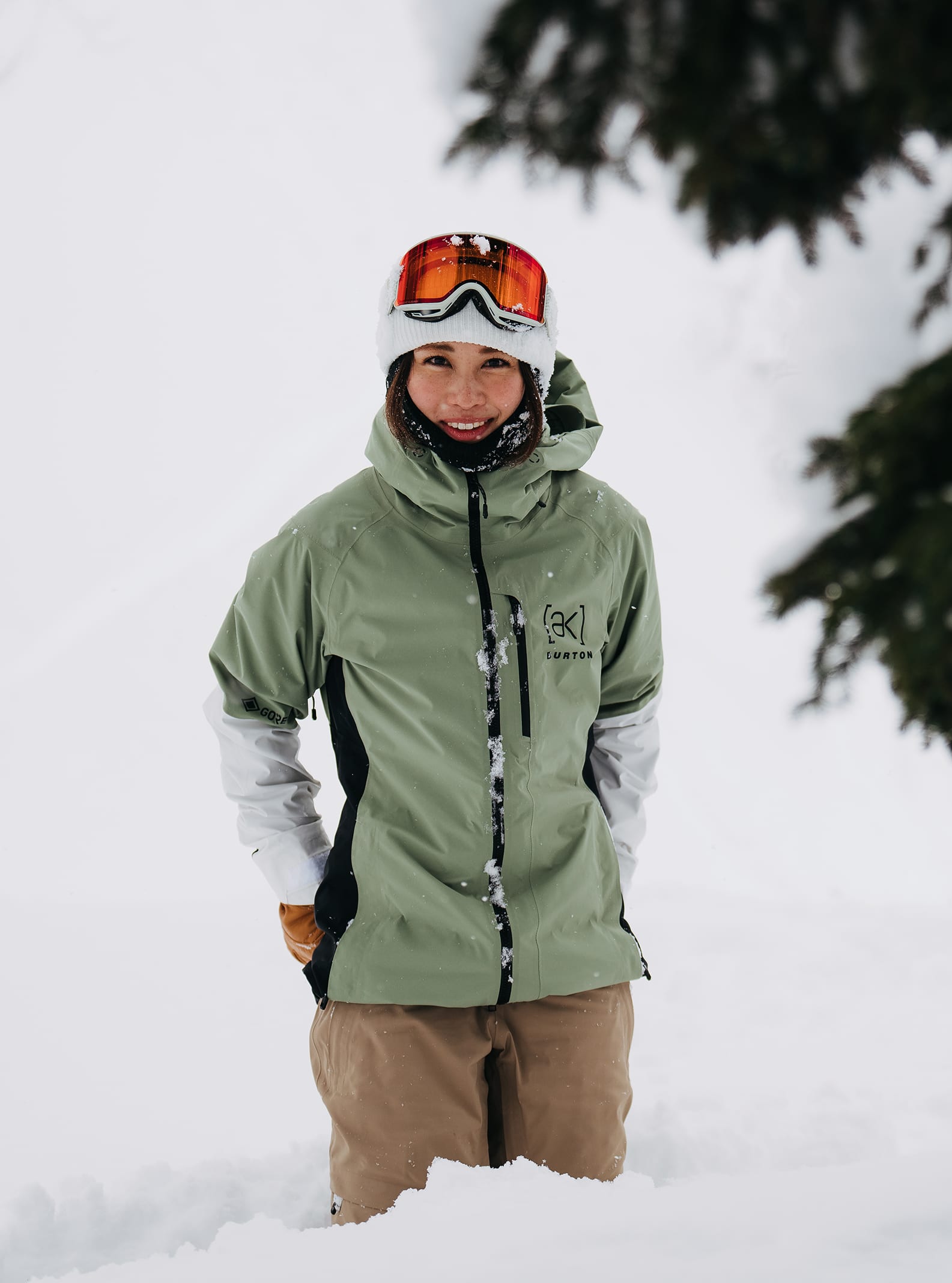 ウィメンズ [ak] アップシフト GORE-TEX 2L ジャケット | Burton.com