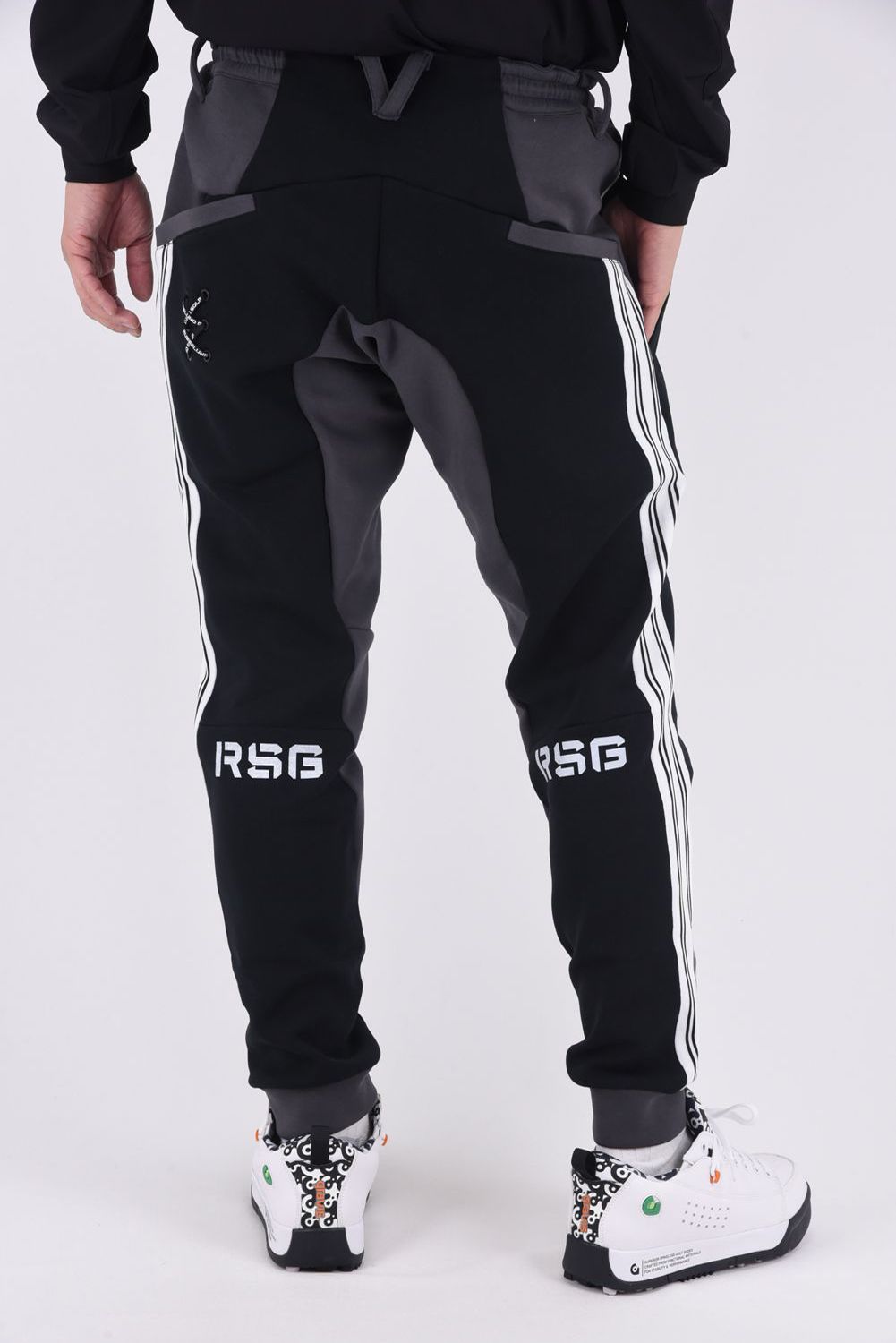 RUSSELUNO - JERSEY PANTS / ロングパンツ (ブラック) | GOSSIP GOLF