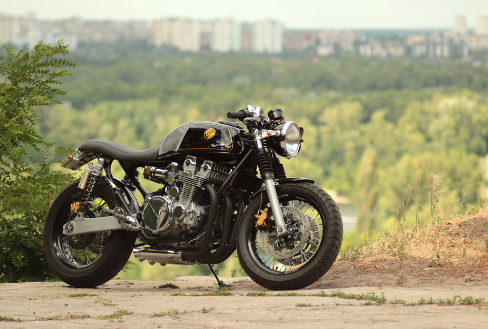 CB750 Seven Fifty cafe-racer – Gazzz Garage