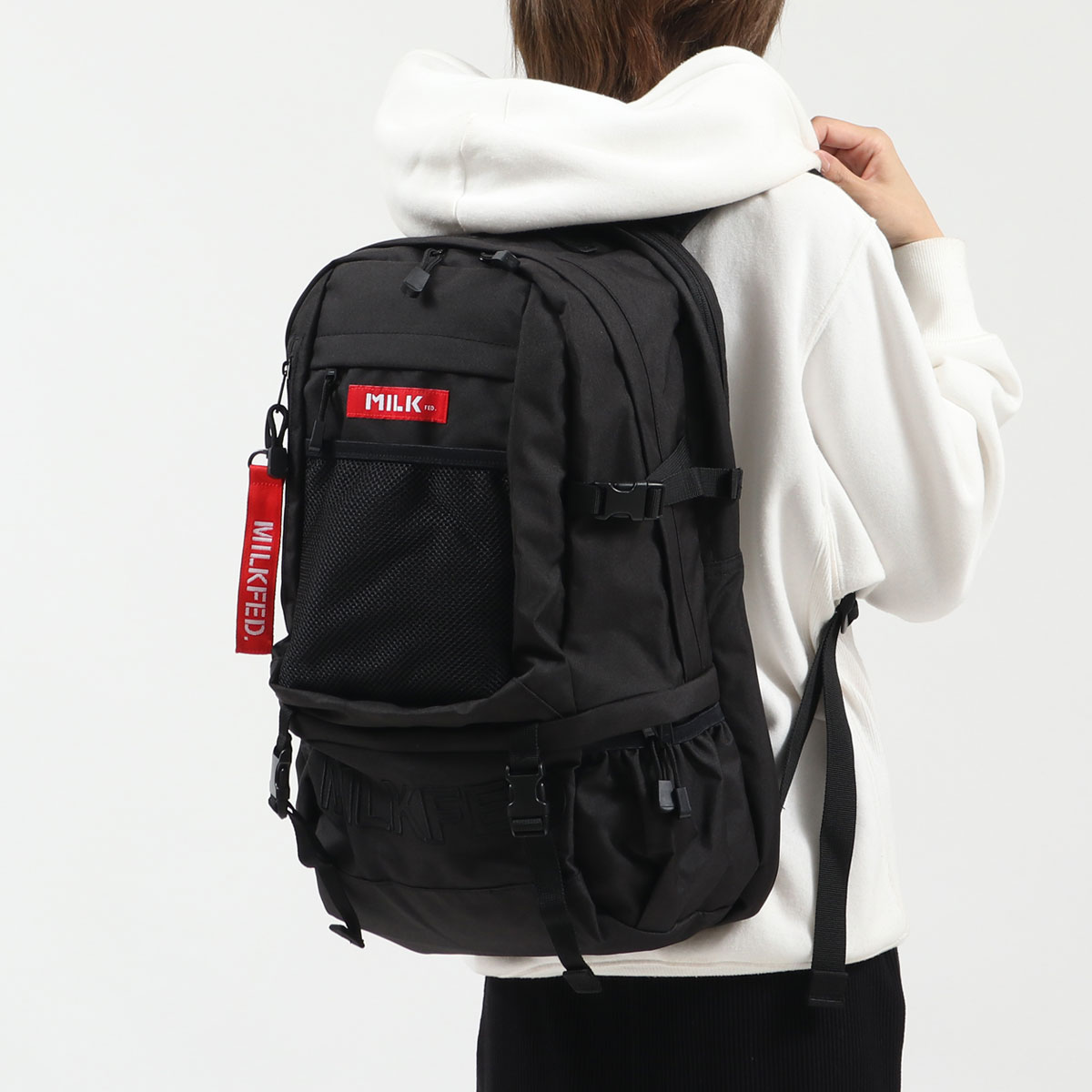 MILKFED. ミルクフェド NEO EMBROIDERY BIG BACKPACK BAR リュック