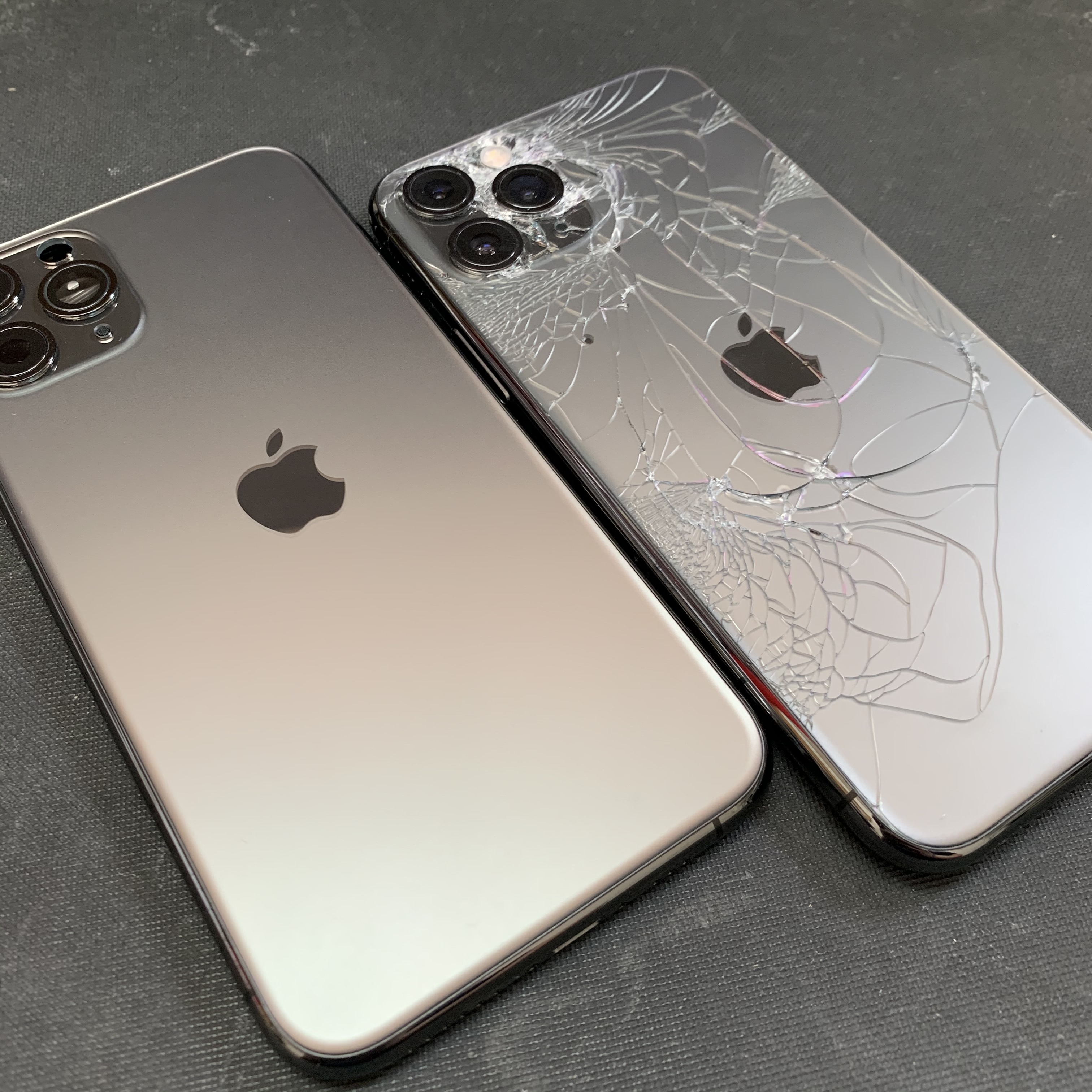 横浜市からのお客様 iPhone11Pro（アイフォン11プロ）のバックフレーム