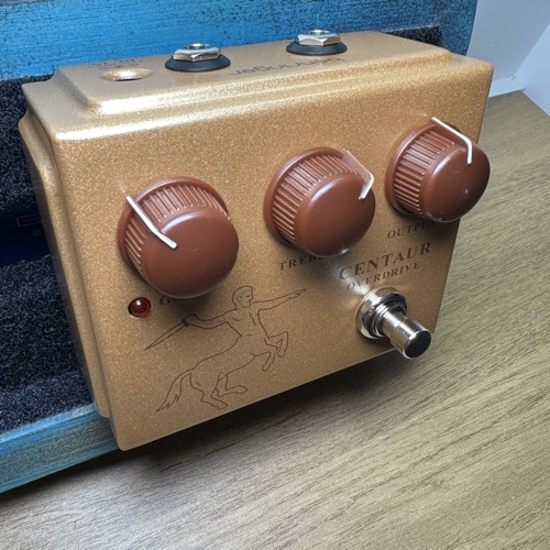 Behringer Centaur Overdrive pedal Review - Gigs & Guitars