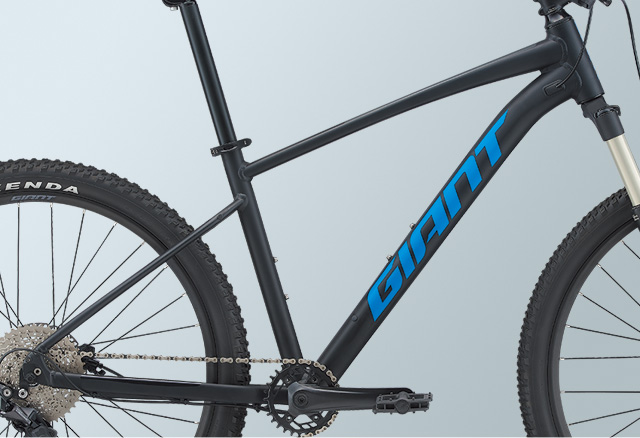 2023 GIANT Bicycles | TALON 1