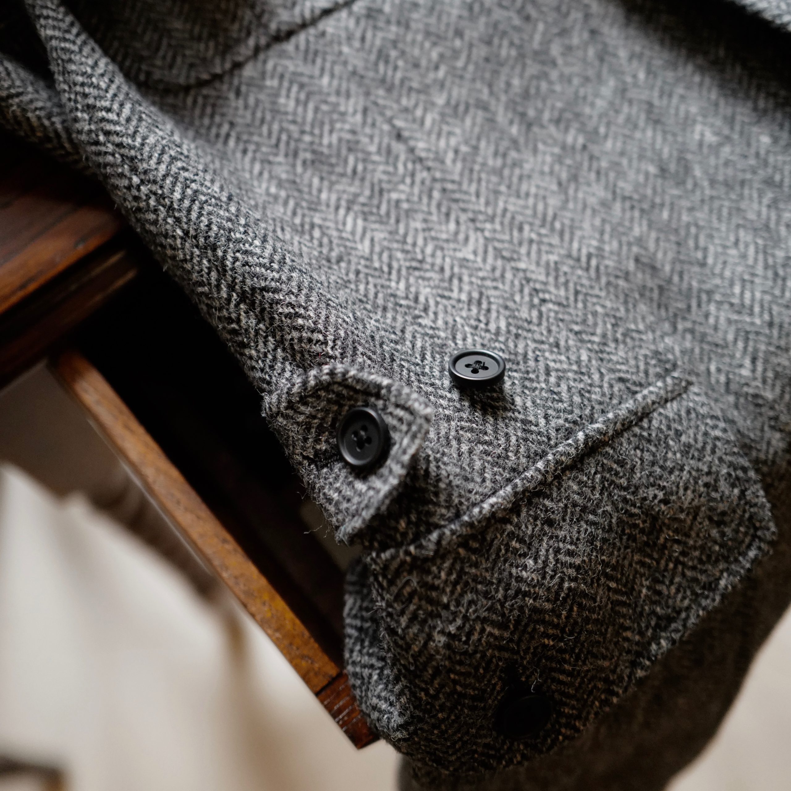 1839年創業の【CORDINGS/コーディングス】から英国ファッションに欠か