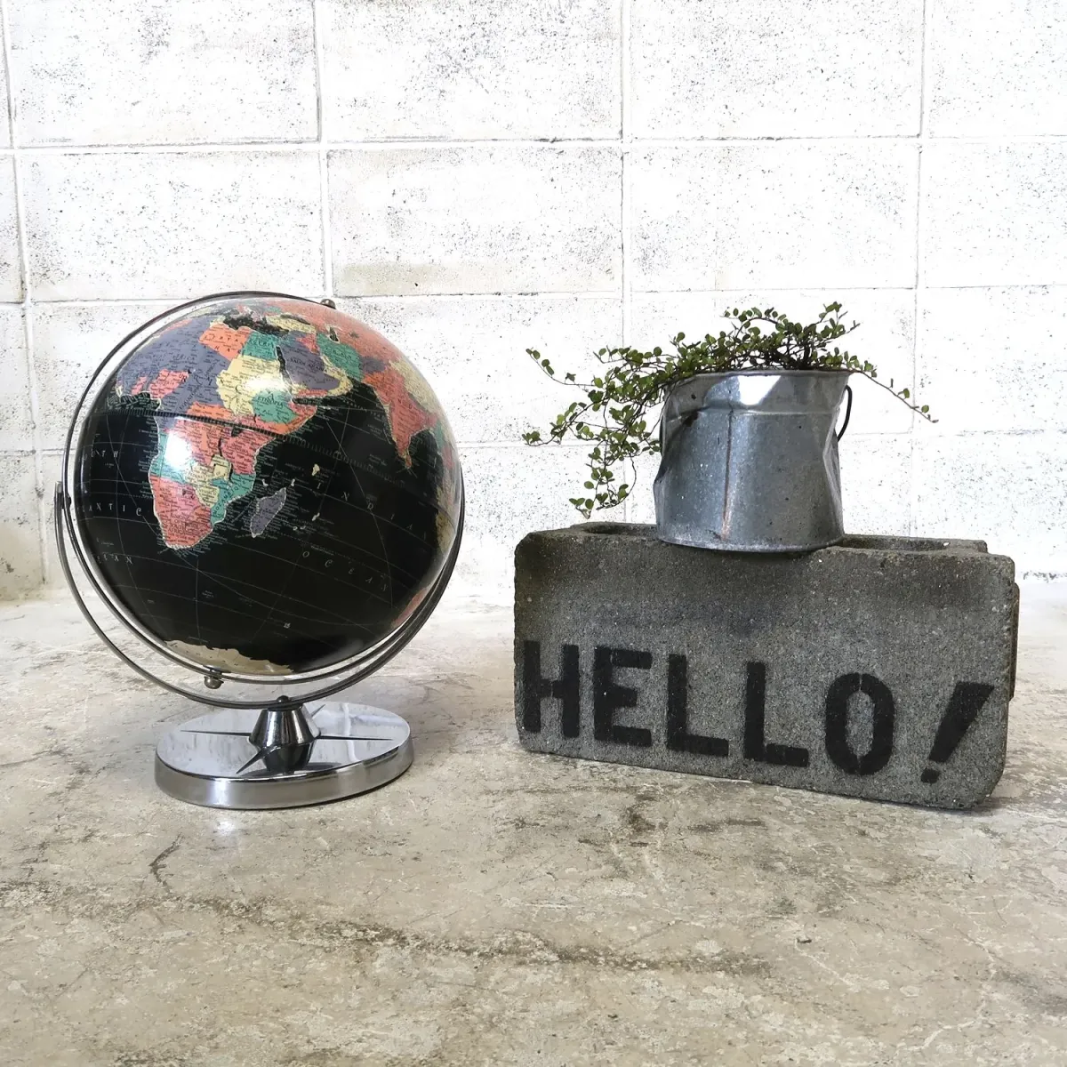 REPLOGLE社 アンティーク 黒地球儀 ブラックオーシャン ｜ glow ANTIQUES