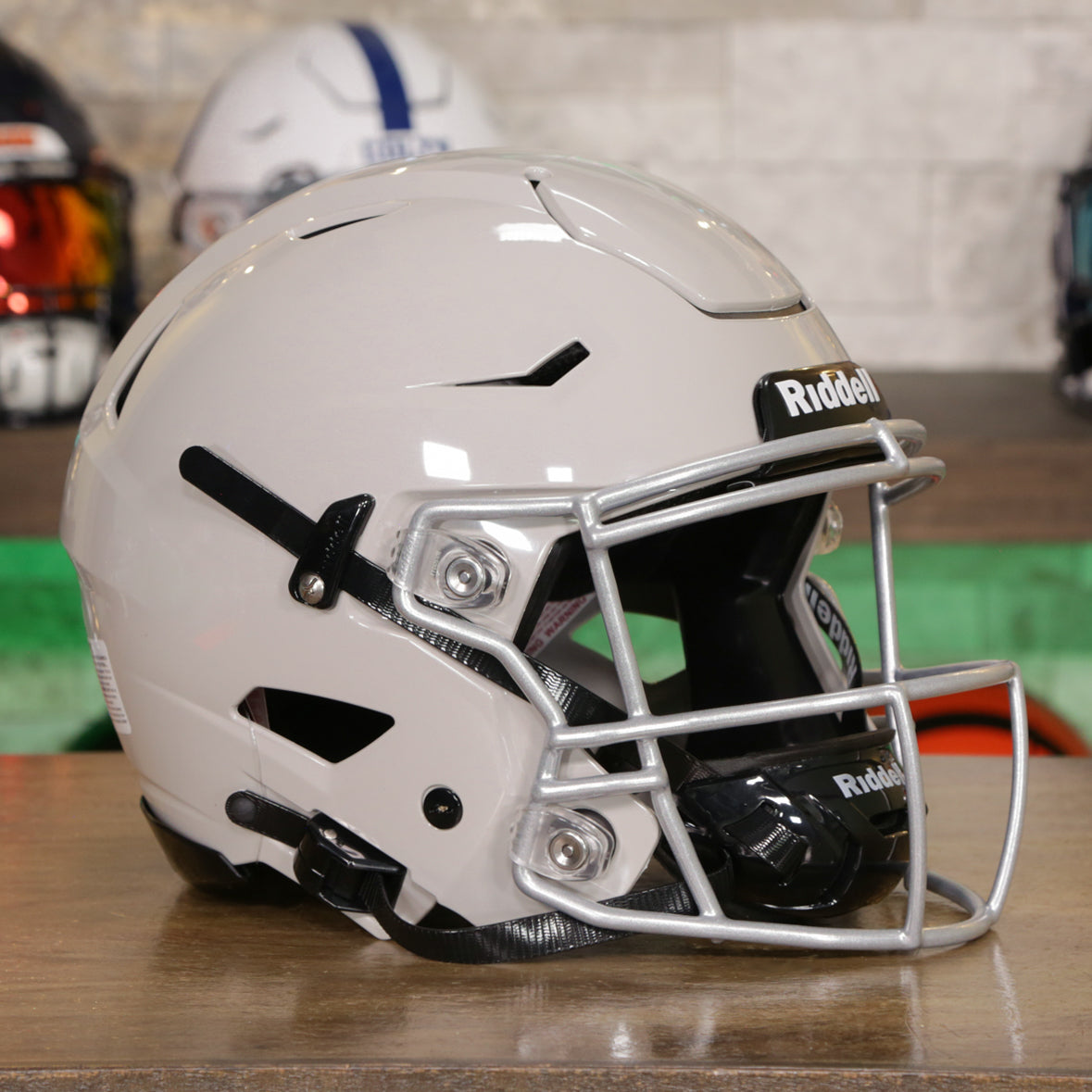2025 Riddell SpeedFlex Black Out - ADULT – Green Gridiron, Inc.