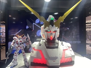 REAL EXPERIENCE MODEL RX-0 Unicorn AUTO-TRANS edition – GUNJAP
