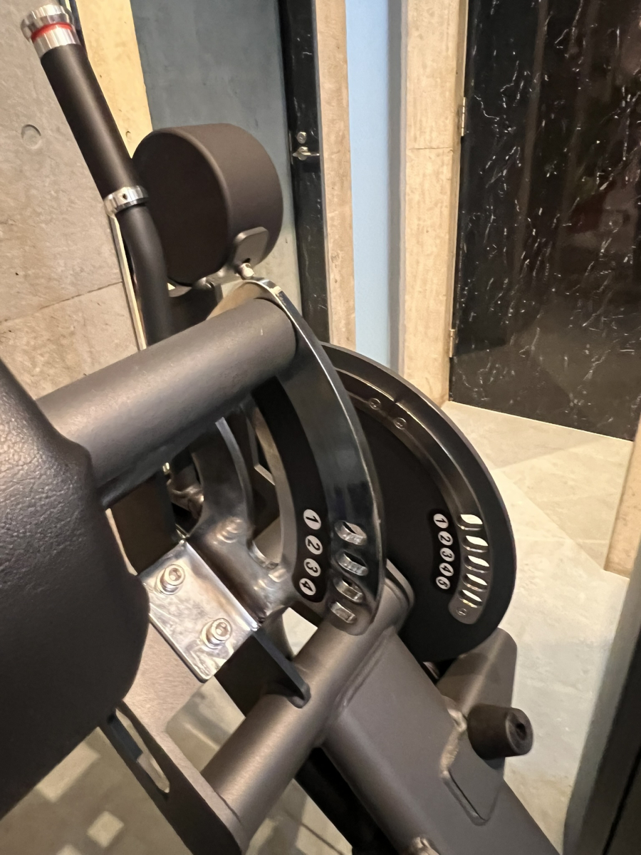 GYM GARAGEシーテッドレッグカール GG-C12006 OUTLET