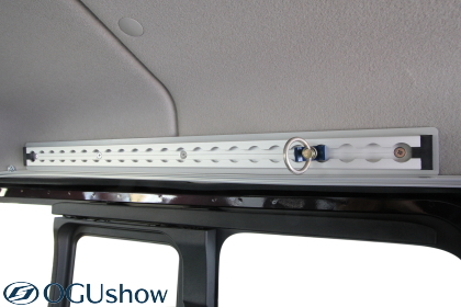 新商品発売】日産NV350キャラバン：ESハイマウントフック｜トランポ