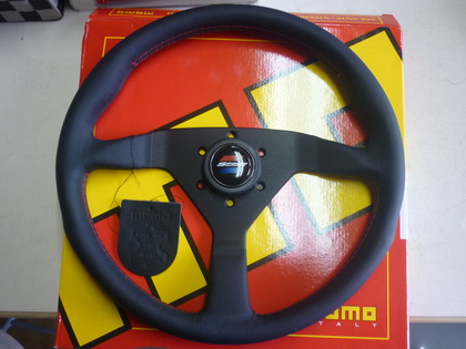 SPOONステアリング（MOMO）SPOONステッカー販売｜交通事故修理／キズ