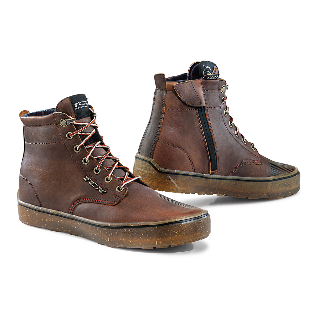ダートウッド Waterproof｜TCX BOOTS｜安全性と快適性を両立した世界