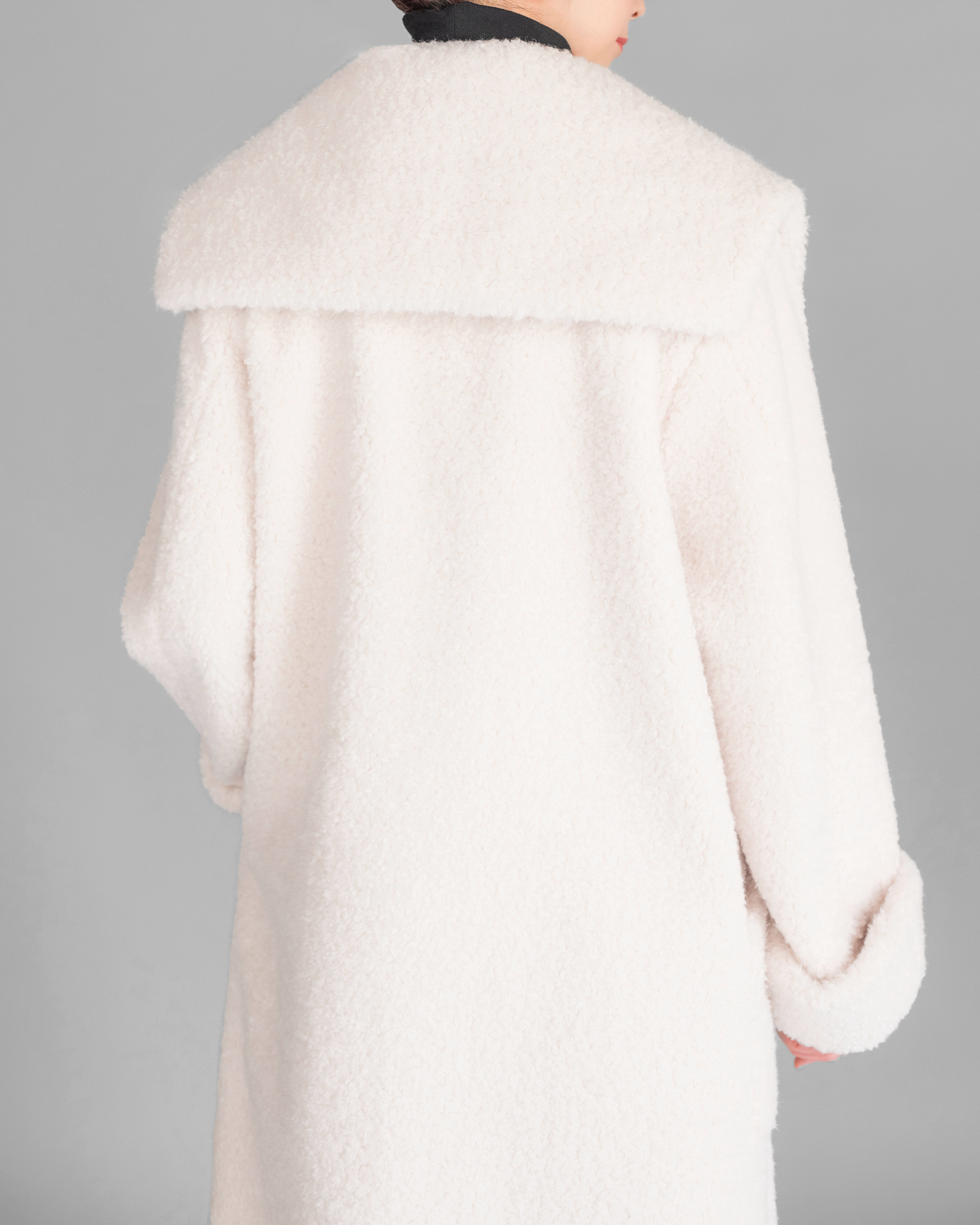 DAISY LIN | Official website and Online Boutique / Coat 