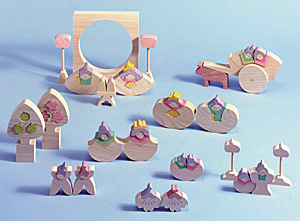 小黒三郎・組み木のひな人形：木のおひなさま：季節を楽しむ雑貨