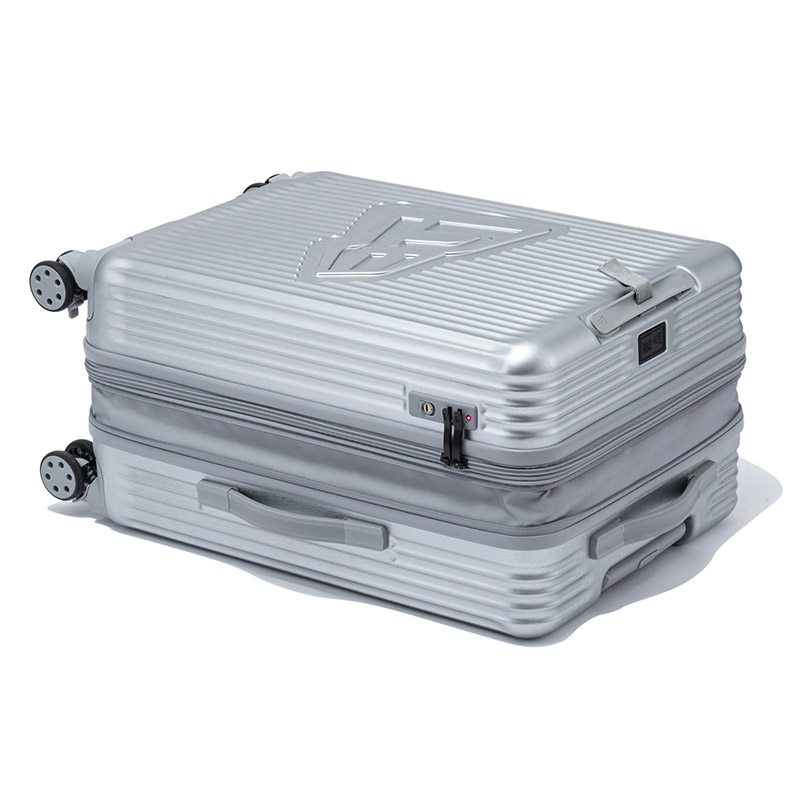 NEWERA（ニューエラ） “Wheel Carry Case 60-66L キャリーケース