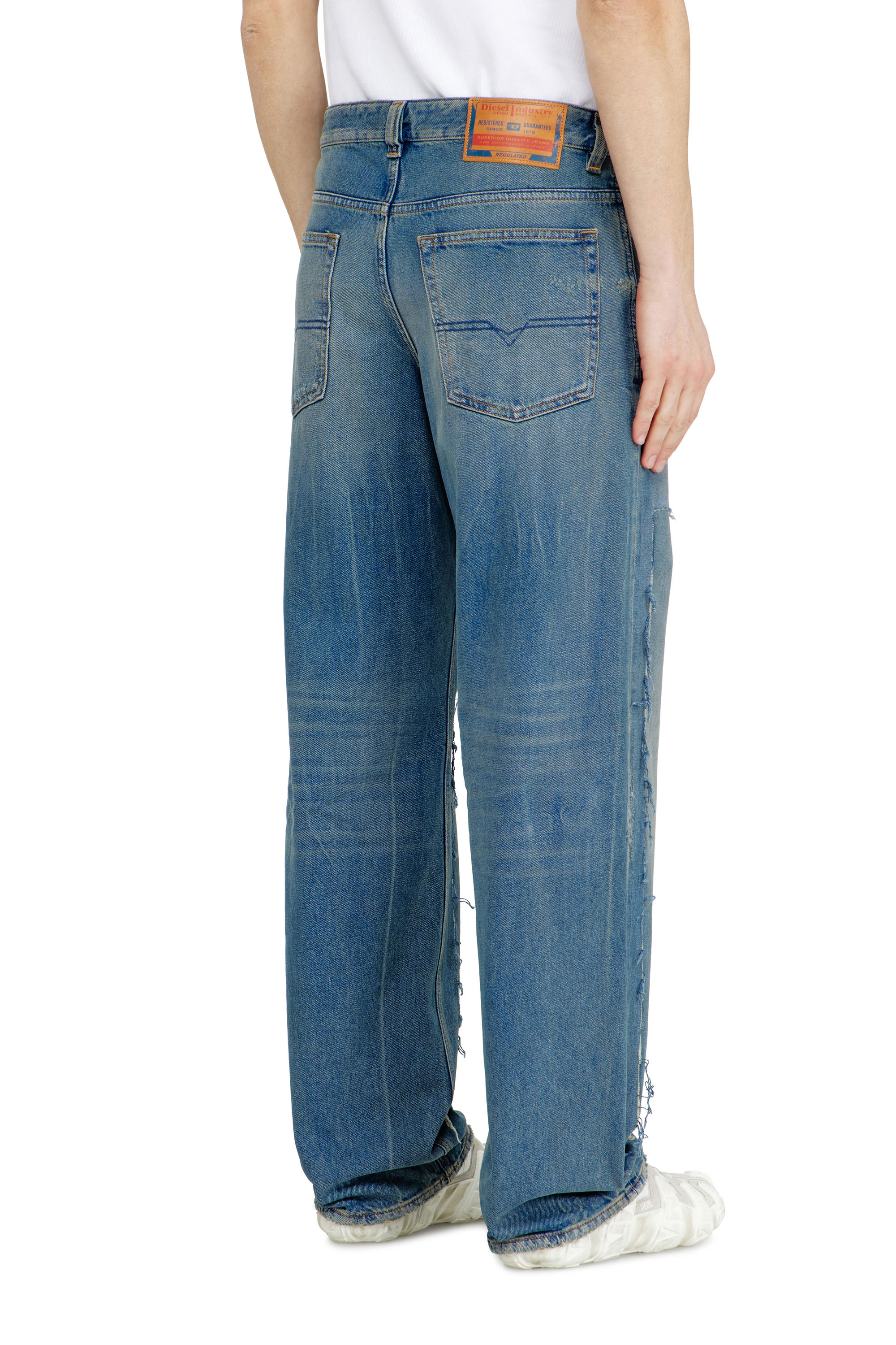 正規品 DIESEL new year of the snake D-macro Relaxed Jeans - 2001 D