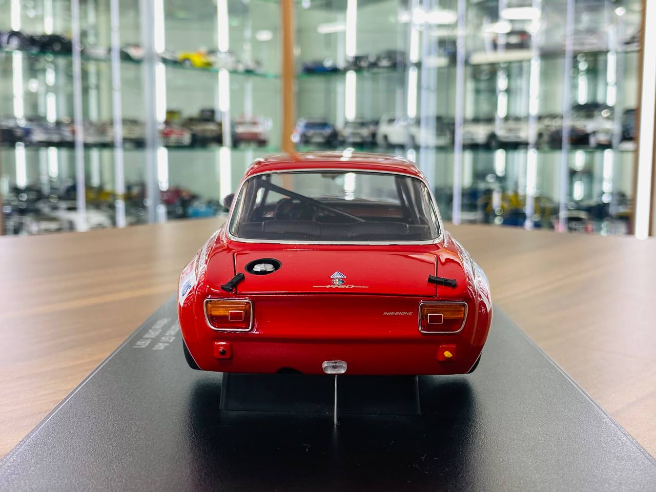 オートアート 1/18 アルファロメオ GTAm 1971 #51 DRM AUTOart 1:18