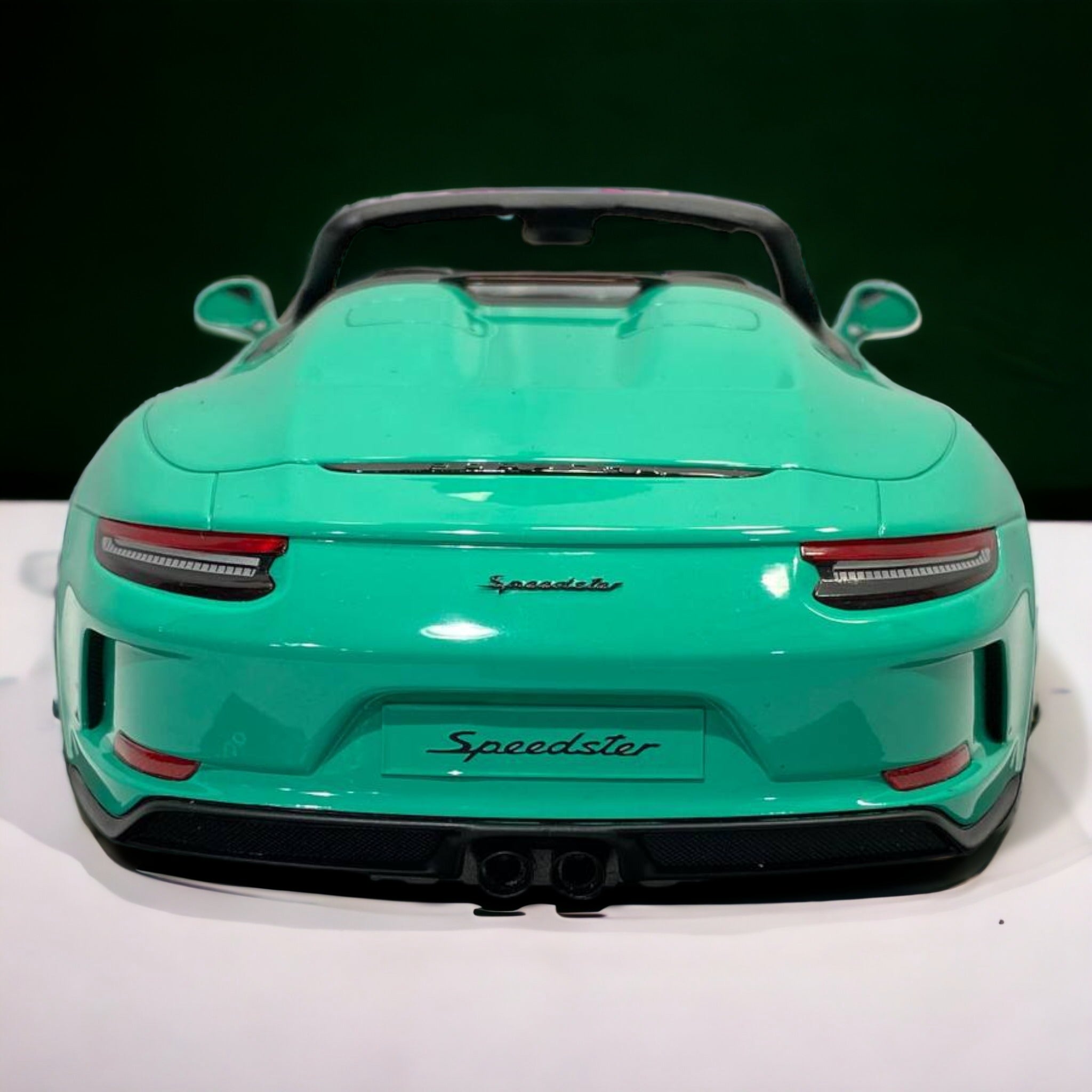 Porsche 911 Speedster Green by Spark Model – dturman.com