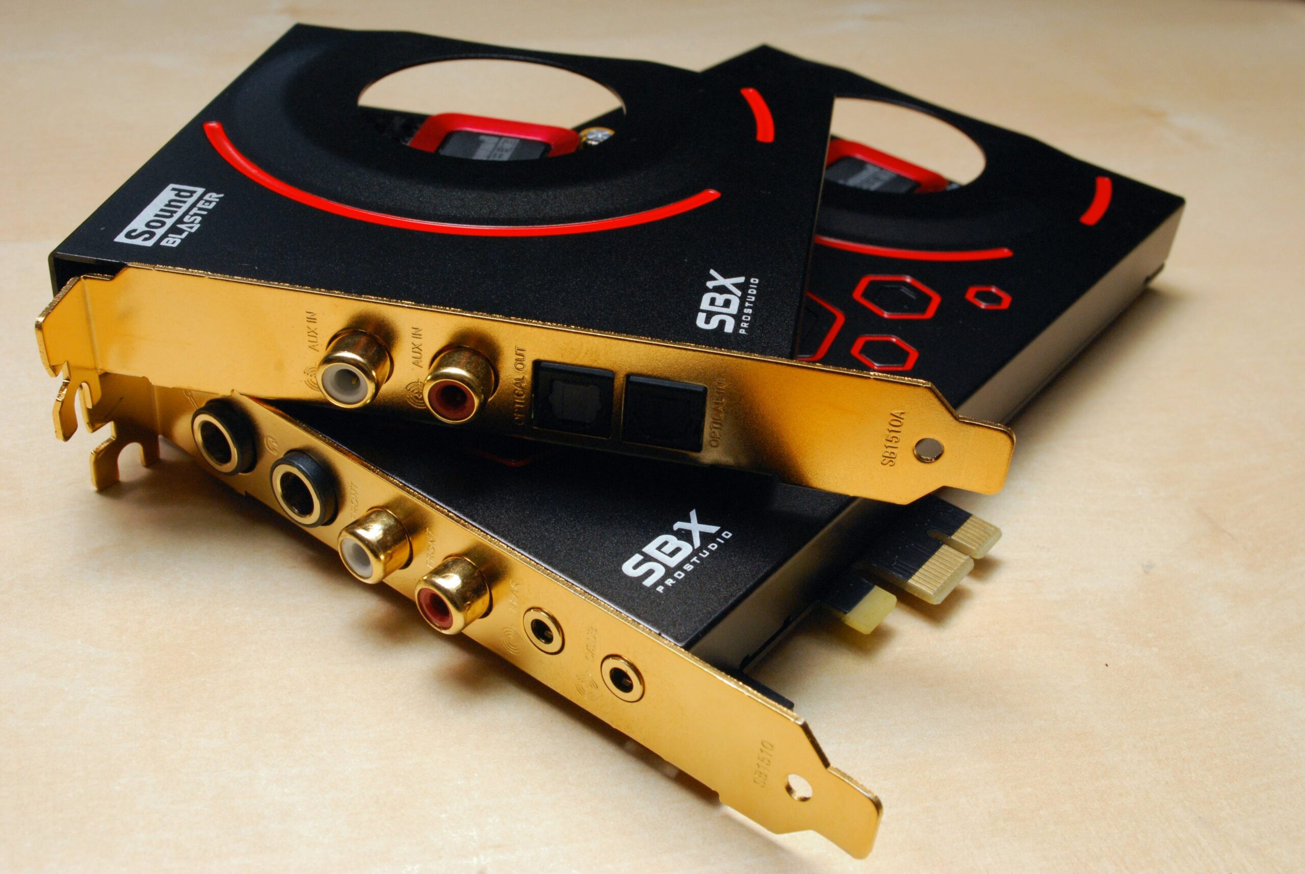 ASIO対応のSound Blaster ZxRは、打ち込み・モニター用途で使える