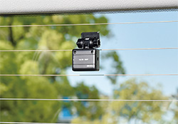 ドライブレコーダー ZDR016 | COMTEC 株式会社コムテック