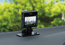 ドライブレコーダー ZDR-012 | COMTEC 株式会社コムテック