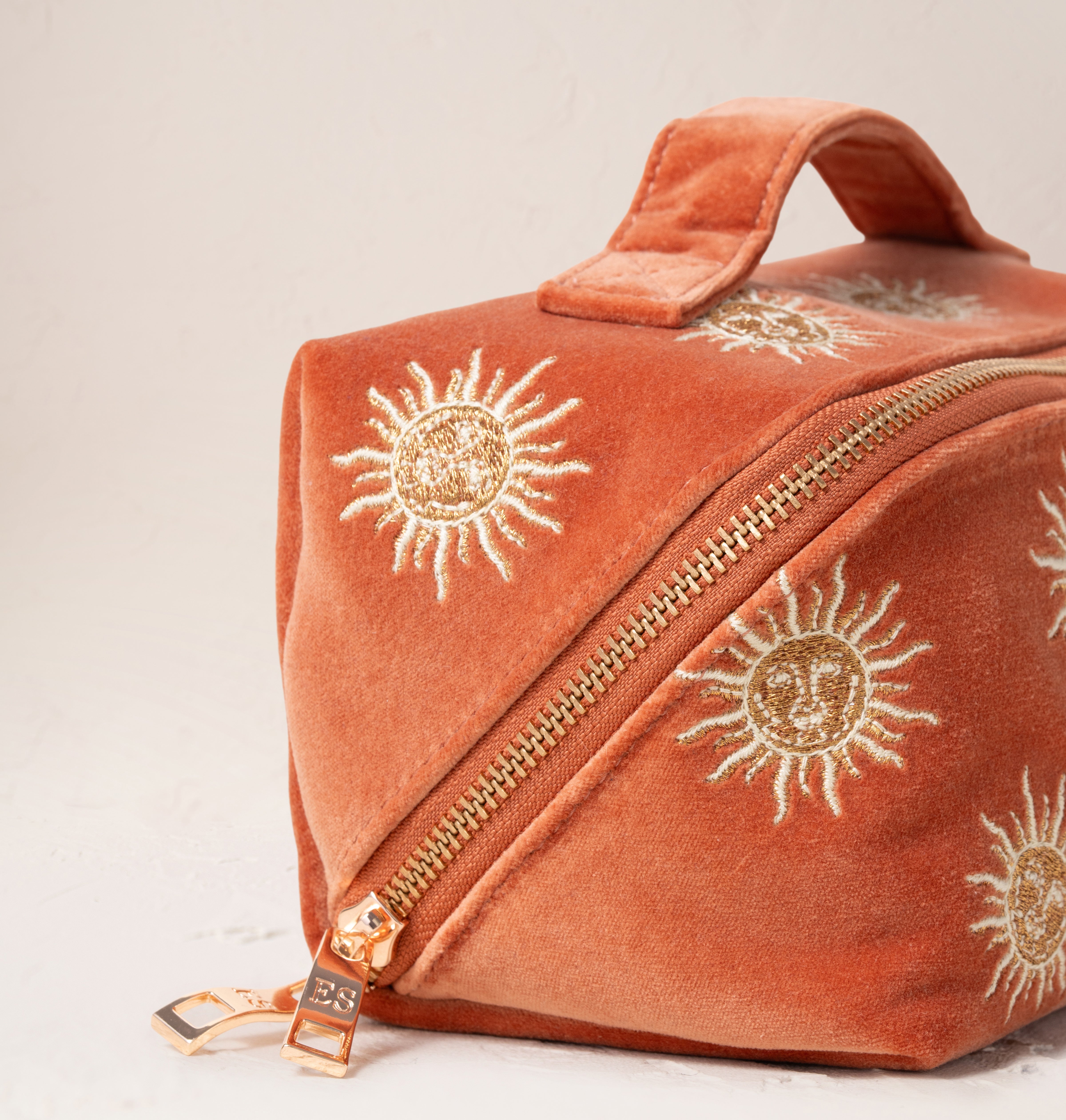 Sun Goddess Open Flat Makeup Bag – Elizabeth Scarlett