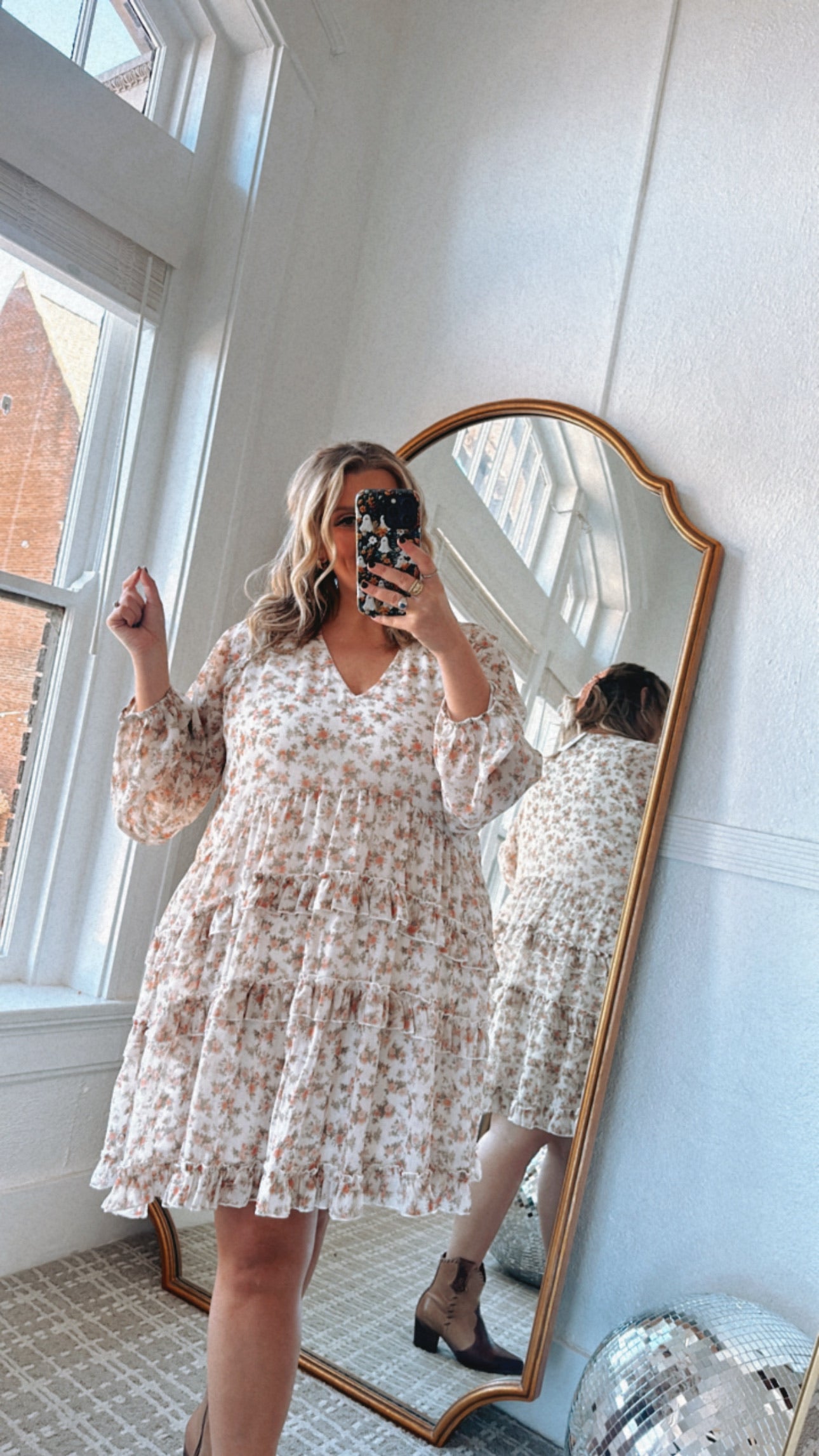 Floral Fling Long Sleeve Mini Dress, Cream – Everyday Chic Boutique