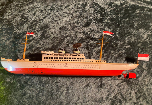 Zero Stock-Vintage Tin Windup Clockwork Ocean Liner Made by Arnold