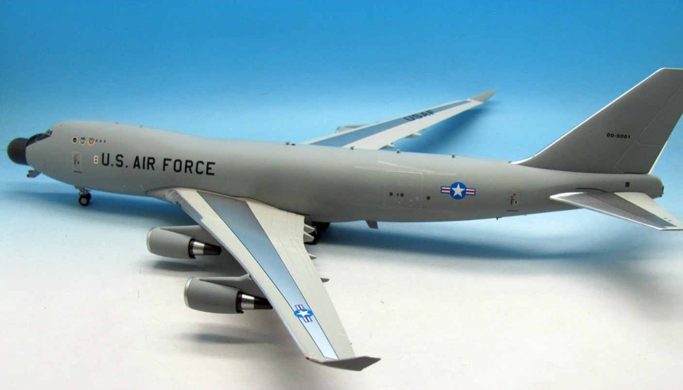 USAF Boeing YAL-1A (747-4G4F) Reg# 00-0001 Stand InFlight