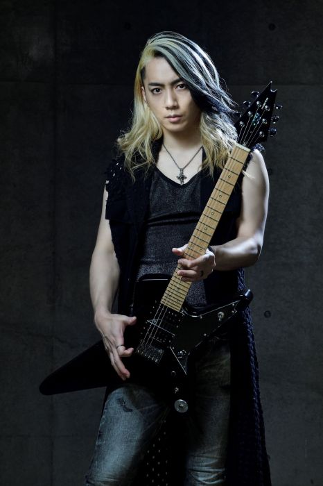 2/25(土) GALNERYUSのギター、SYUさんコメント出演！｜METAL MASTER