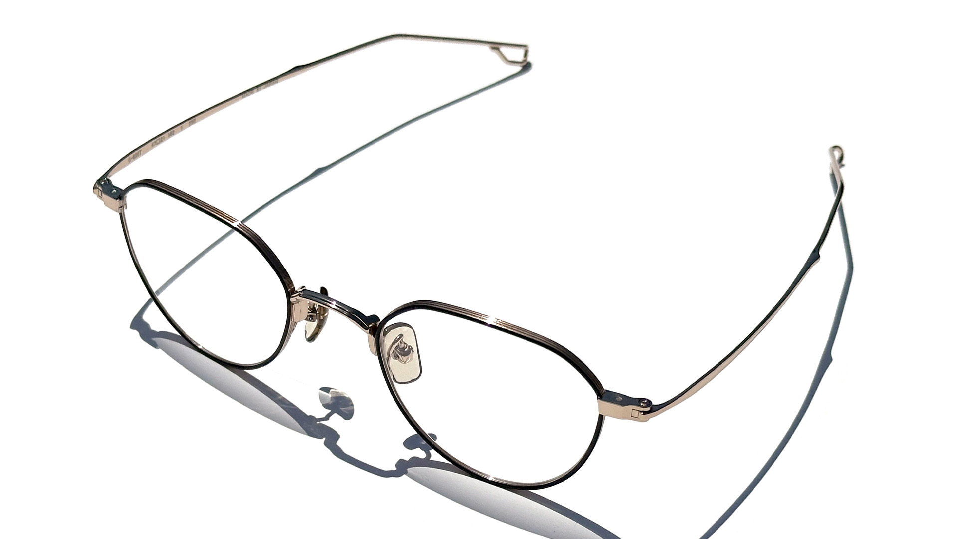 リムカラーが斬新な小ぶりクラウンパント999.9 新作眼鏡フレーム「S