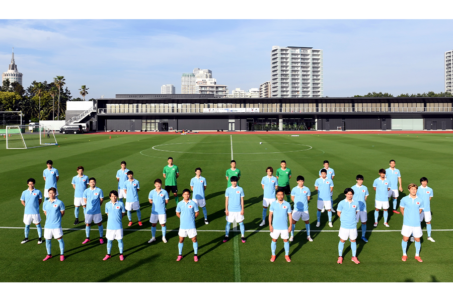 日本代表、100周年記念ユニフォームでの集合写真に海外注目 「シンプル