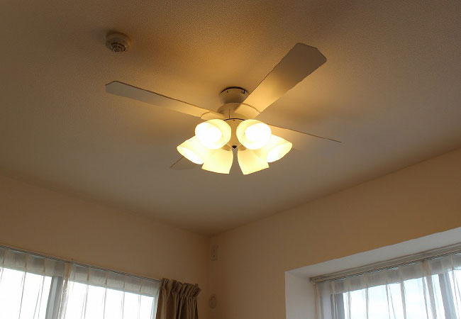 LED 電球色 6灯 東京メタル工業製シーリングファンライト【MFE010