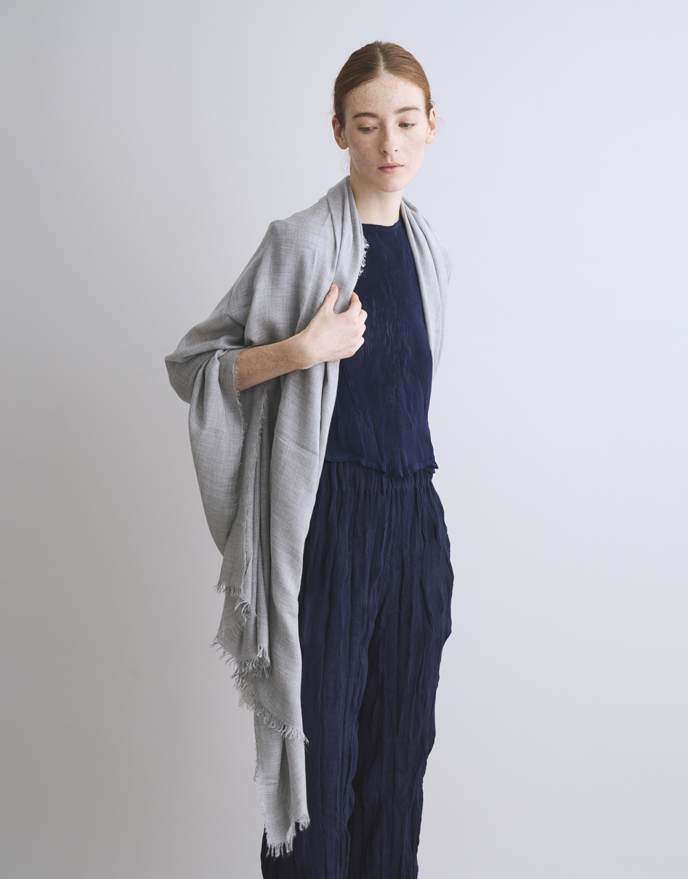 夏を快適に過ごす名品ストール3選｜ファリエロ サルティ オンライン
