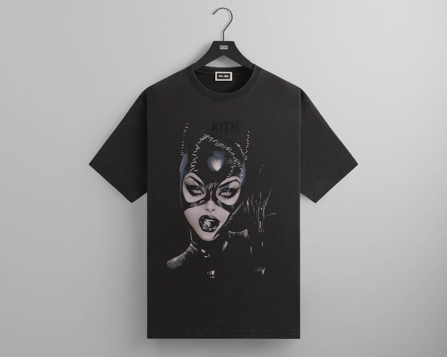 Kith『バットマン』ロゴ刺繍＆ジョーカーのトランプ柄ジャケット、映画
