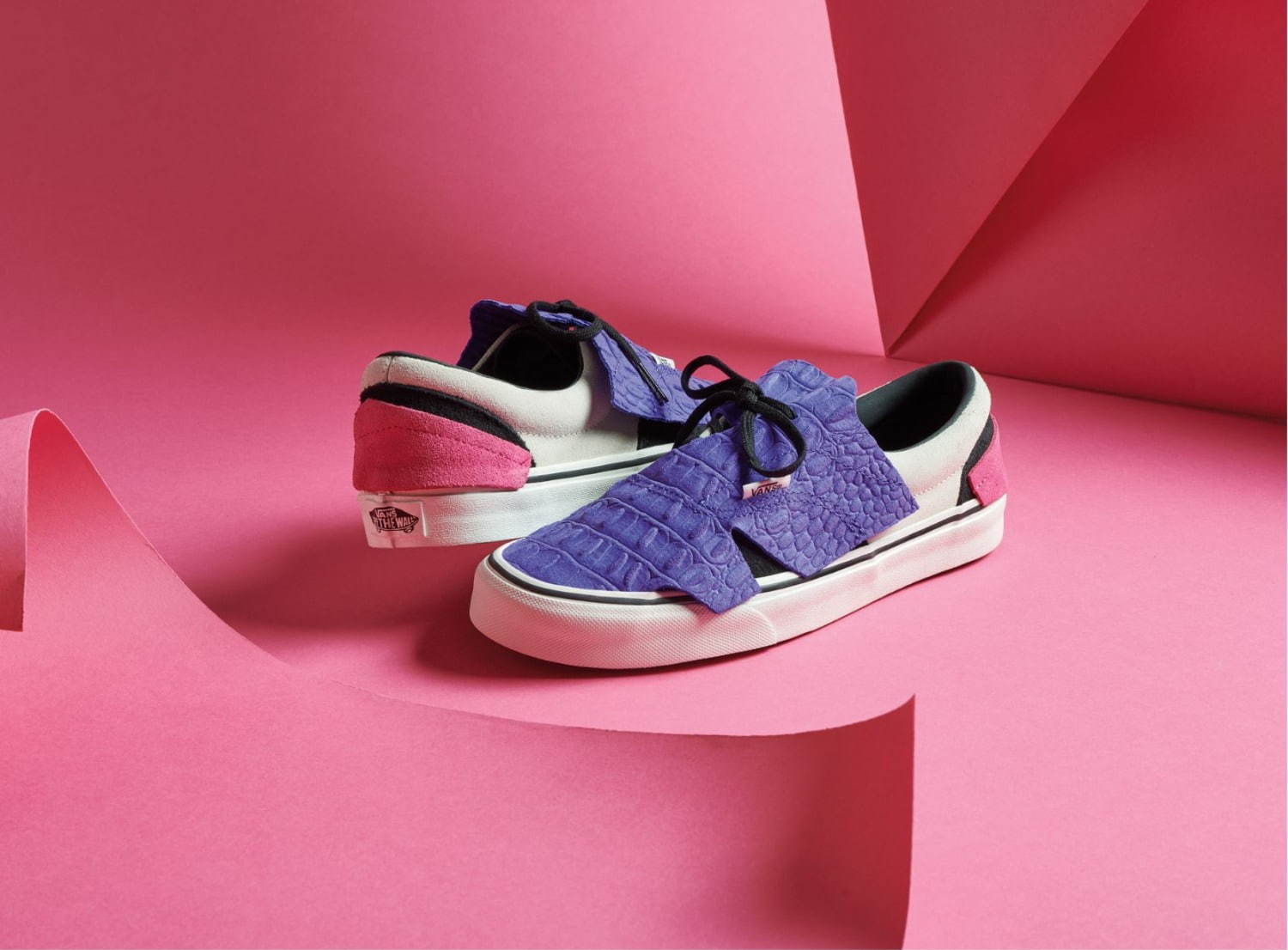 Vansから大判レザーパーツを重ねた新作「オリガミ」、エラ＆クラシック