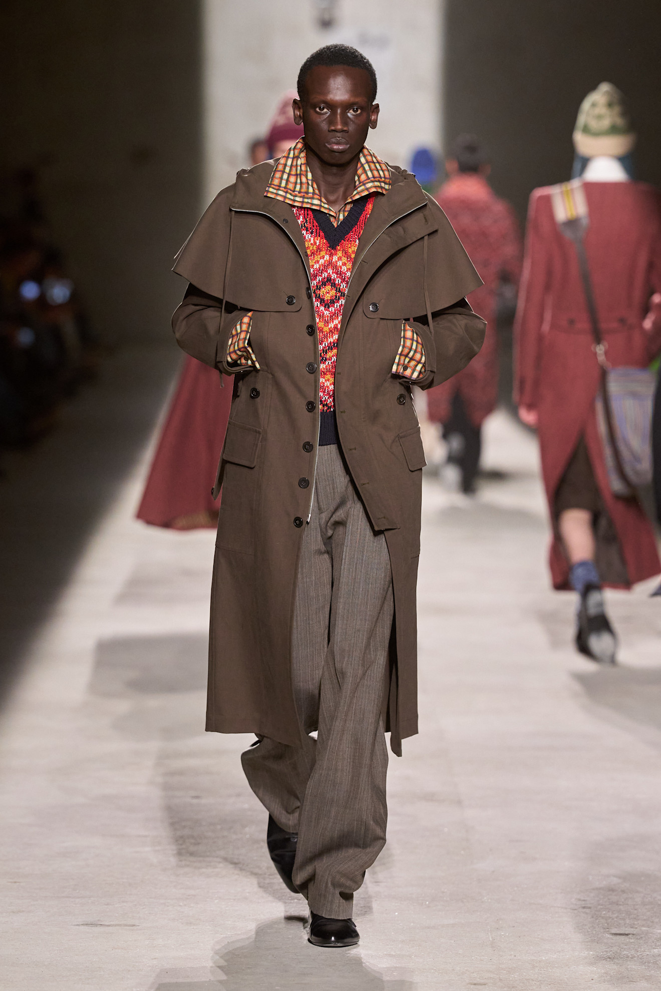 ブランド「DRIES VAN NOTEN」のコレクション一覧 - FASHIONSNAP