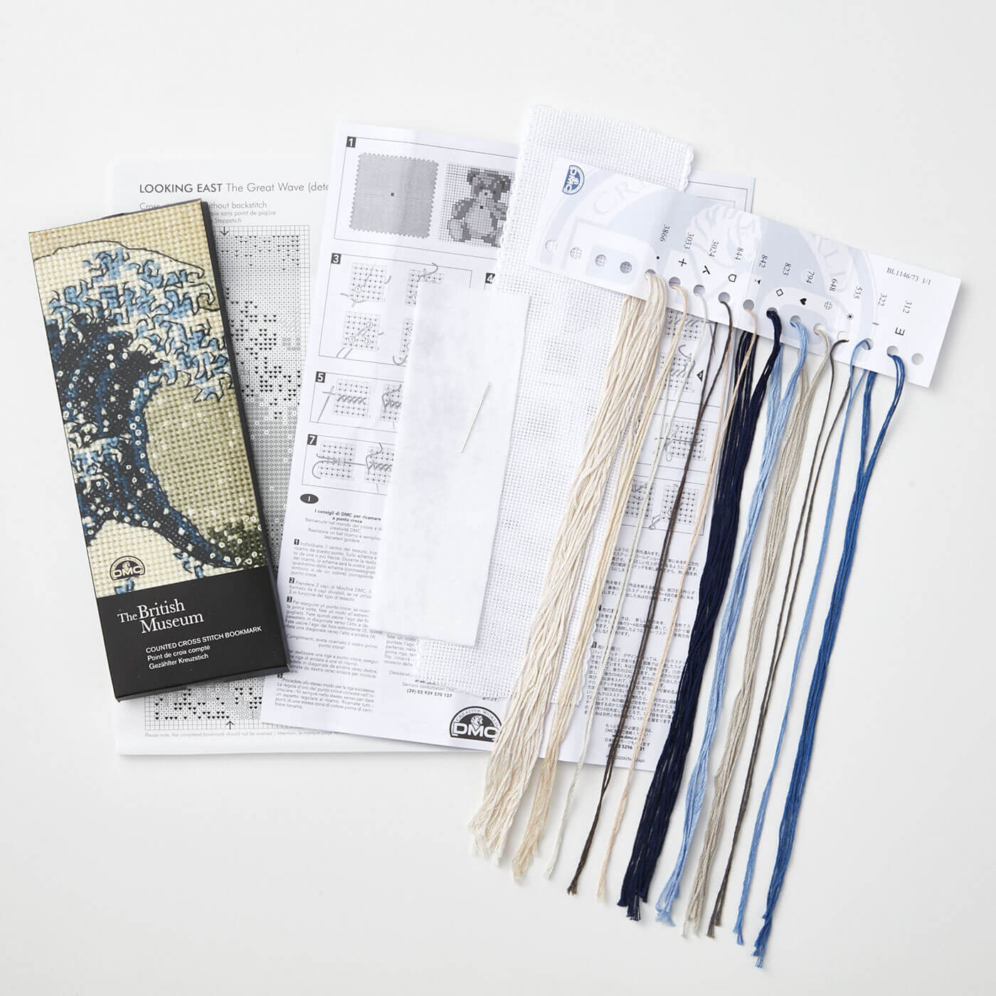 DMC×大英博物館 葛飾北斎「神奈川沖浪裏」（小）クロスステッチキット