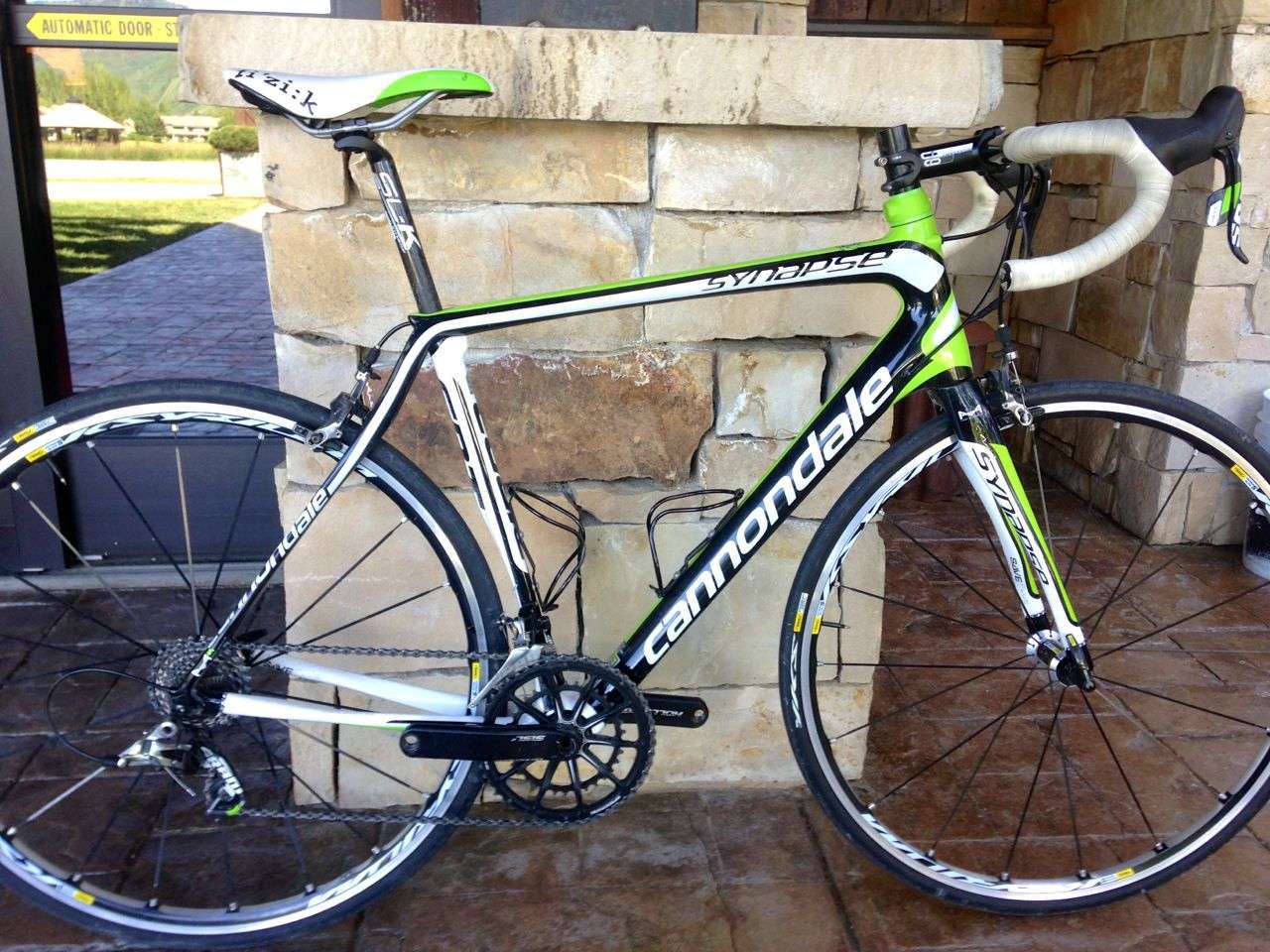 Review: Cannondale Synapse Hi-Mod 2 SRAM Red - FeedTheHabit.com