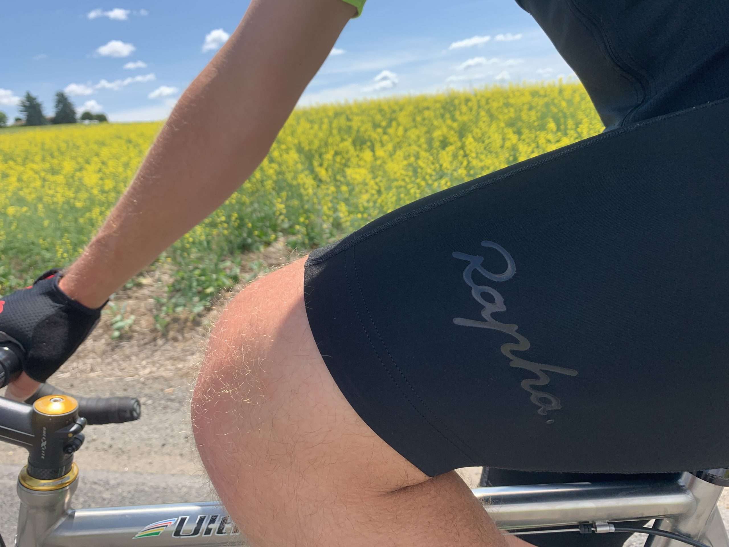 Review: Rapha Classic II Bib Shorts - FeedTheHabit.com
