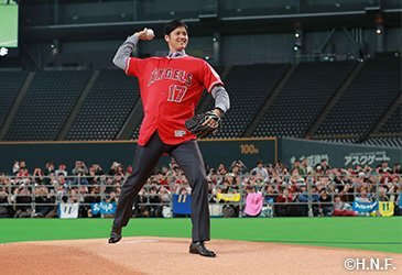 大谷投手が札幌ドームで一般公開の記者会見 | 北海道日本ハムファイターズ