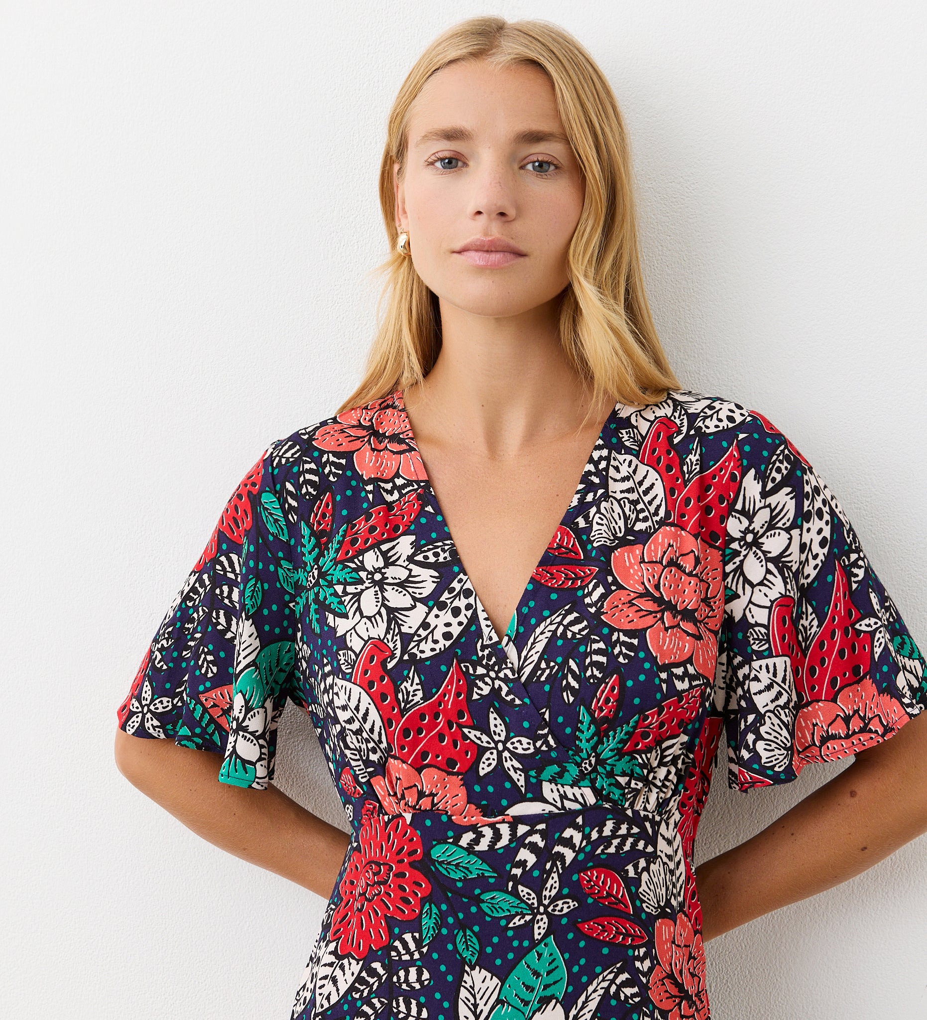 Josie Navy Floral Crepe Midi Dress – Finery London