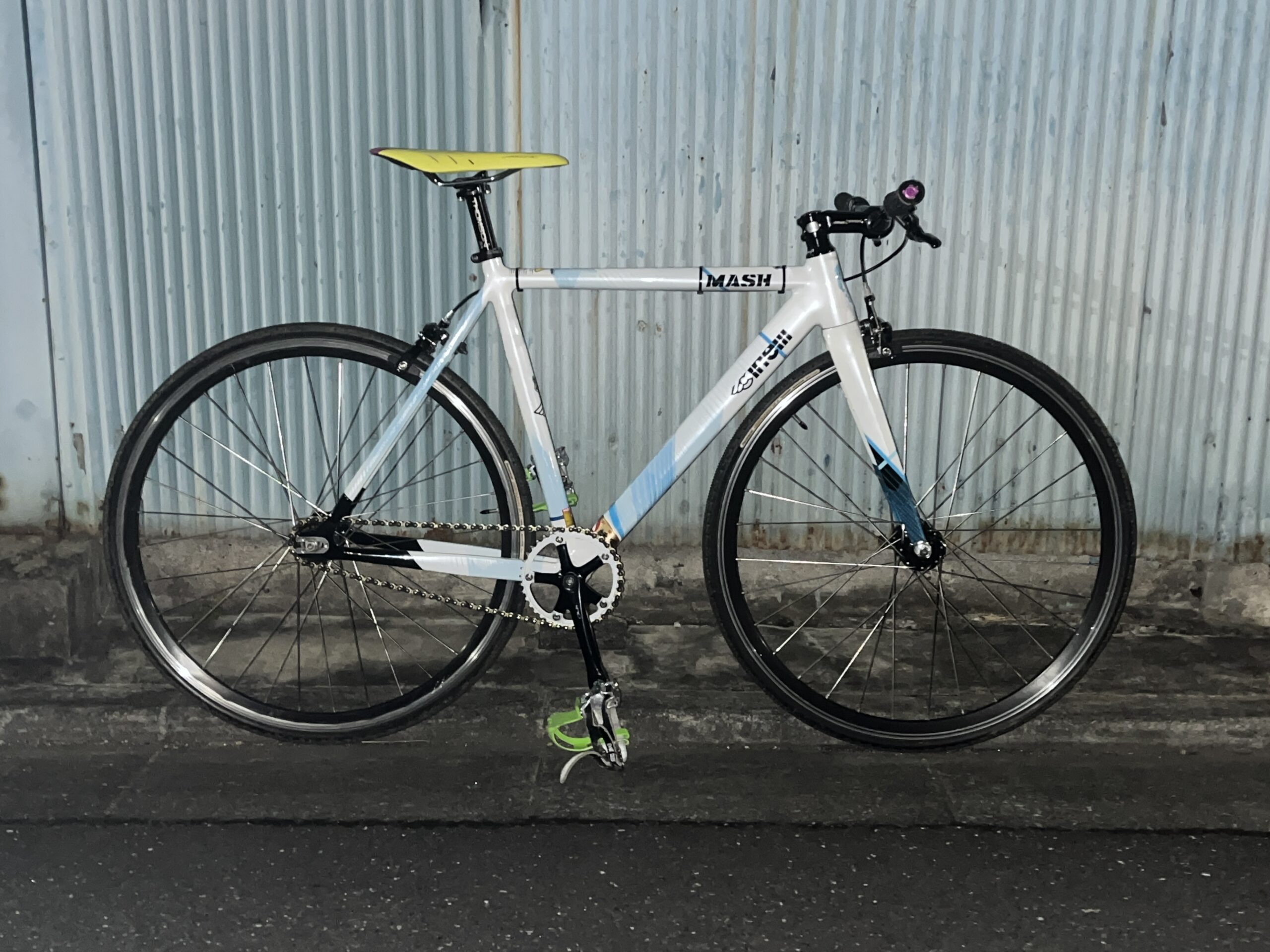 ピストバイクの心臓部！固定コグはVELOBIKE！ - 自転車雑貨 FLIP＆FLOP